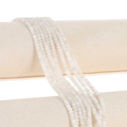 Perle schiacciate sfaccettate 4x3 mm Pietra di luna x 35 cm