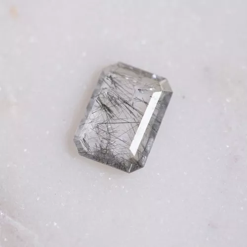 Quarzo rettangolo con inclusioni di 13,3x9,6 mm - 3,58 carati