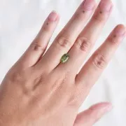 Tormalina verde ovale 9,3x5,9 mm - 1,35 carati