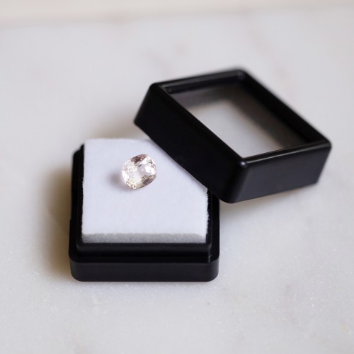 Morganite taglio cuscino 6,1x7 mm - 1,39 carati