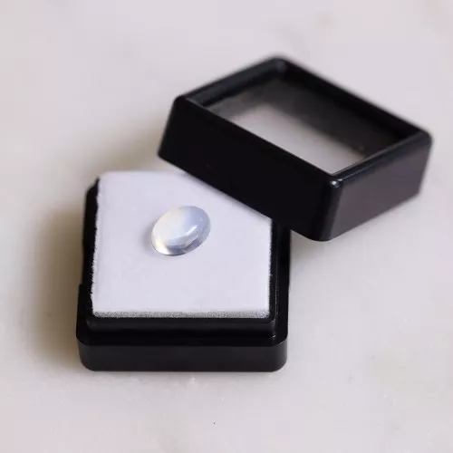 Pietra di luna ovale 9,1x6,9 mm - 1,54 carati