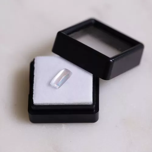 Pietra di luna rettangolare 9,8x4,3 mm - 1,21 carati