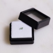 Zaffiro trillion 4 mm - 0,35 carati