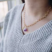 Pendente in pietra grezza - Pietra di agosto - Oro fino - Peridoto x1