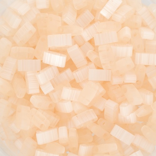 Miyuki Half Tila Beads 5x2.3x1.9mm HTL-2555 - Silk Pale Light Coral x10g