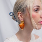 Perlina a forma di cuore 35x36 mm in resina traslucida - Albicocca marmorizzata x1