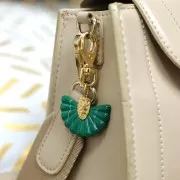 Pendente a ventaglio in resina e acciaio inossidabile 316L 28,5x40 mm Fuschia x1