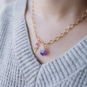 Pendente fiore di nascita 22x9mm Aprile Margherita Acciaio inox 316L dorato