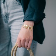 Ciondolo a cuore curvo 15x14 mm - motivo arabesco - Dorato in oro fino x1