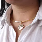 Pendente sole martellato 29 mm - Dorato in oro fino x1