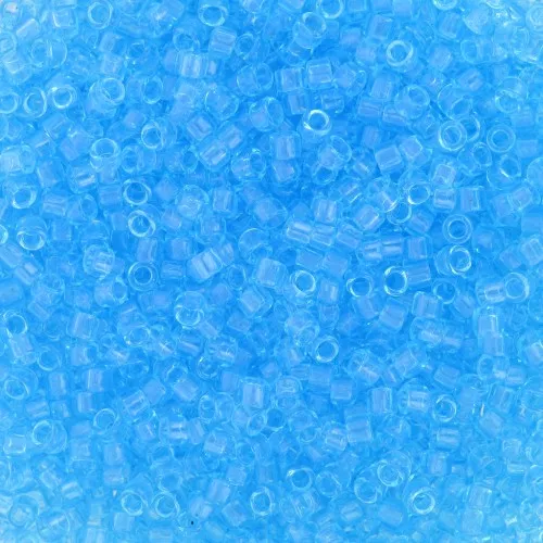 Toho Treasures 1,8 mm TO1T3 - Transparent Aquamarine x8g