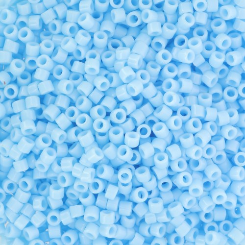 Toho Treasures 1,8 mm TO1T43 -Opaque Blue Turquoise x8g