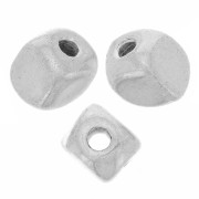 Cubi 4 mm Labrador x25|raw }}