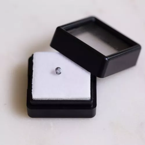 Spinello grigio taglio rotondo 3 mm - 0,11 carati