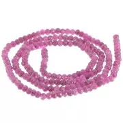 imit. rubino - Perles rondelles aplaties facettées 3x2 mm en pierre gemme - Imitation Rubis x39cm Perles rondelles aplaties facettées 3x2 mm en pierre gemme - Imitation Rubis x39cm