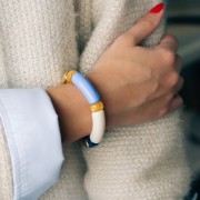 Perline separatrici a tubo curvo - 12x8 mm in acrilico - Glitter giallo scuro x6