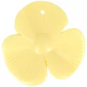 Pendentif fleur 3 pétales 42x43 mm en résine opaque - Vanille x1