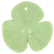Pendentif fleur 3 pétales 42x43 mm en résine opaque - Vert amande x1