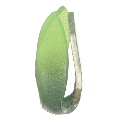 Perlina a foglia in plastica 16,5x8 mm - Verde scuro x1