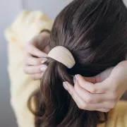 Accessorio per capelli - per scrunchie elastico - 52x28 mm in resina - Avorio marmorizzato