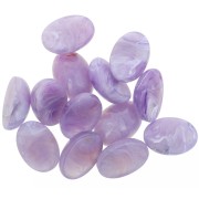 Cabochon ovale 14x10 mm in resina opaca - Lavanda marmorizzato x1