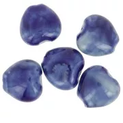 Perline a cuore in ceramica 15x15 mm - Blu scuro marmorizzato x5