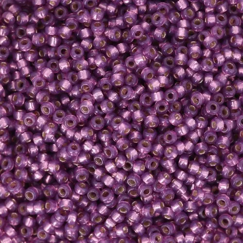 Rocaille Miyuki Duracoat 15/0 4248 - Argento foderato tinto di lilla scuro x8g