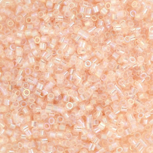 Miyuki Delica 15/0 DBS1243 - Rosa nebbia trasparente AB x5g