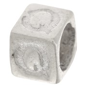 Perla cubo alfabeto 5x4 mm con foro grande - Q - Argento 925 x1|raw }}