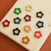 Pendenti a forma di fiore in metallo e resina epossidica da 18 mm - Crema x4