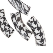 Perline tubolari curve 35x11 mm in acrilico - motivo pied-de-poule - Nero - Bianco x4