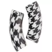 Perline tubolari curve 35x11 mm in acrilico - motivo pied-de-poule - Nero - Bianco x4