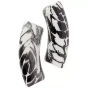 Perline tubolari curve 35x11 mm in acrilico opaco - Motivo serpente - Bianco - Nero x4