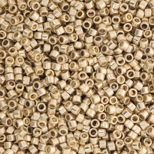 Toho Aiko 11/0 1,6 mm TA01558 - Aluminum Galvanized x4g