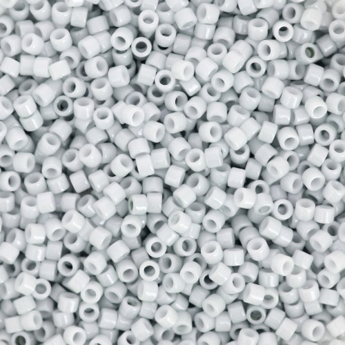 Toho Aiko 11/0 1,6 mm TA011600 - Opaque Light Gray Luster x4g