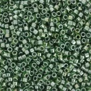 Toho Aiko 11/0 1,6 mm TA011049 -Green Lined Peridot x4g