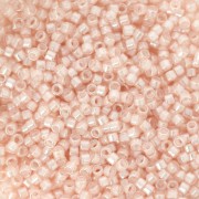 Toho Aiko 11/0 1,6 mm TA011033 - White Lined Luster Light Rosaline x4g|raw }}