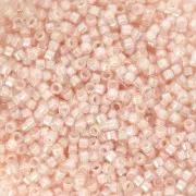 Toho Aiko 11/0 1,6 mm TA011033 - White Lined Luster Light Rosaline x4g