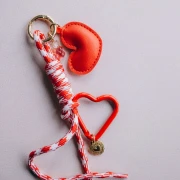 Chiusura a moschettone a cuore in alluminio 42x44 mm - Arancione x1