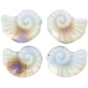Perla di conchiglia in ceramica 20x16 mm - Azzurro - Marmo beige x1