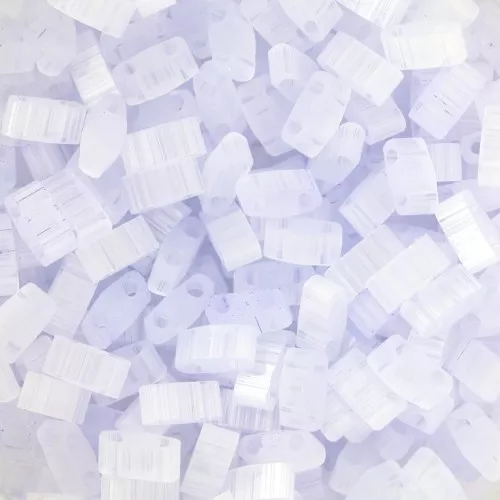 Miyuki Half Tila Beads 5x2.3x1.9 mm HTL-2563 - Silk Pale Light Lavender x10g