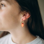 Ciondolo a cuore in acrilico 19,5x13 mm - Brillantini rosa antico x1