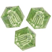 Cubo Swarovski 5601 6 mm - Peridoto ricreato x1