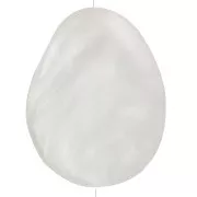 Perlina piatta irregolare 22x17 mm in resina traslucida - Bianco perlato x1