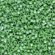 Toho Aiko 11/0 1,6 mm TA01130 - Verde menta opaco lucido x4g|raw }}