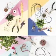 Assortiment de 5 breloques plumes Made by Me 17 mm Sorbet