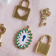 I miei gioielli fai da te - Kit di gioielli Collana ciondoli Chiavi Acciaio inossidabile Dorato