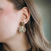 Orecchini quadrati martellati 14 mm - Dorato x2