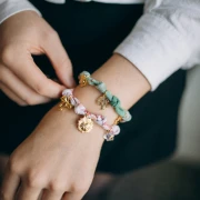 Bracciale a fiori in tessuto legato con 3 anelli - Acciaio inossidabile 304L Dorato - Menta x18cm