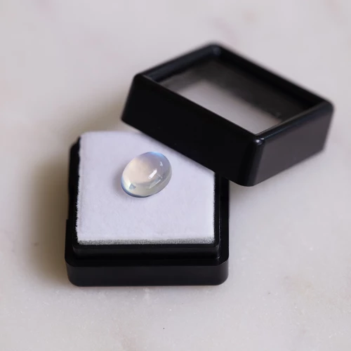 Pietra di luna ovale 9,9x8,1 mm - 2,75 carati